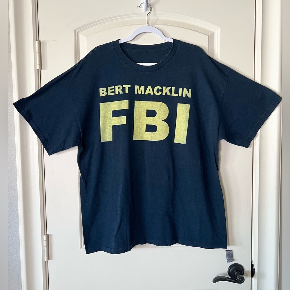 Parks and Recreation Burt Macklin FBI Graphic T-Shirt Navy Blue XXL